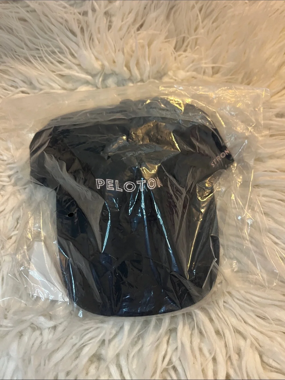 NWT Peloton “Strong” Black Baseball Hat with White Logo size OS